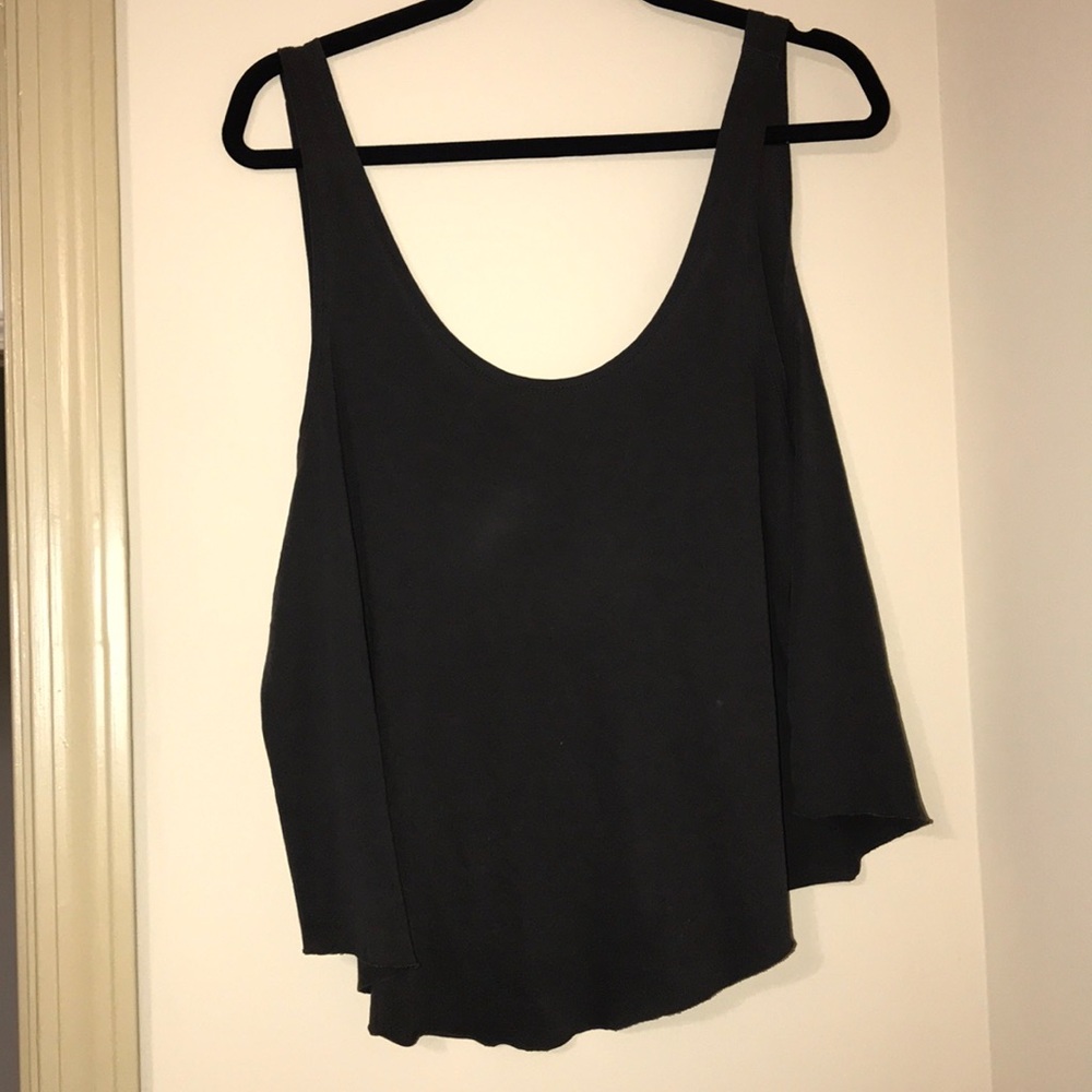 Black flowy tank